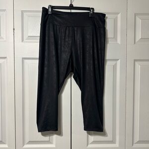 AVA & VIV Cropped Faux Leather Leggings Sz 1X